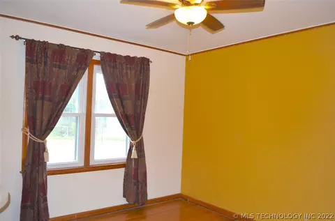8957 E Marshall Pl, Tulsa, OK 74115 photo 10