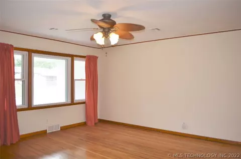 8957 E Marshall Pl, Tulsa, OK 74115 photo 23
