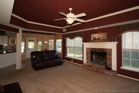 19601 E 38th Pl S, Broken Arrow, OK 74014 photo 12