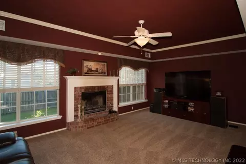 19601 E 38th Pl S, Broken Arrow, OK 74014 photo 10