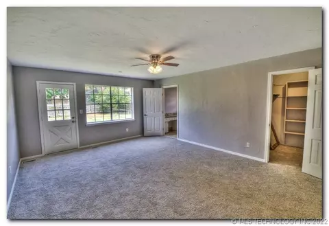 3667 E 49th St, Tulsa, OK 74135 photo 17