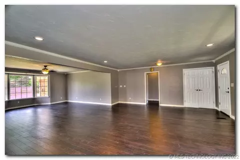 3667 E 49th St, Tulsa, OK 74135 photo 7