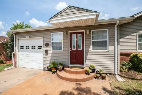 3741 E 4th Pl, Tulsa, OK 74112 photo 27