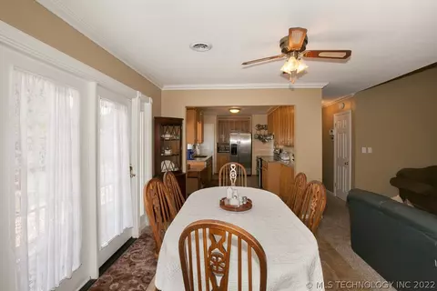 3741 E 4th Pl, Tulsa, OK 74112 photo 11