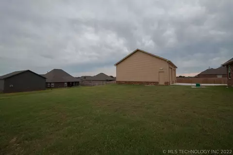 21953 E 115th Pl S, Broken Arrow, OK 74014 photo 31
