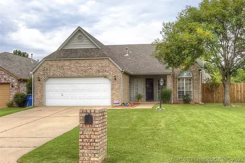 9415 E 100th St, Tulsa, OK 74133 photo 1