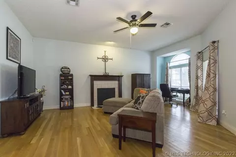 9415 E 100th St, Tulsa, OK 74133 photo 6