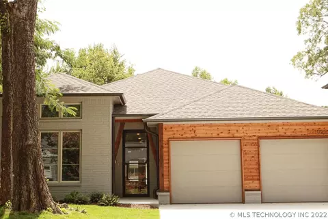 1022 E 38th Pl, Tulsa, OK 74105 photo 2