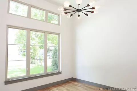 1022 E 38th Pl, Tulsa, OK 74105 photo 6