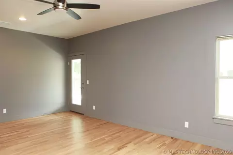 1022 E 38th Pl, Tulsa, OK 74105 photo 22