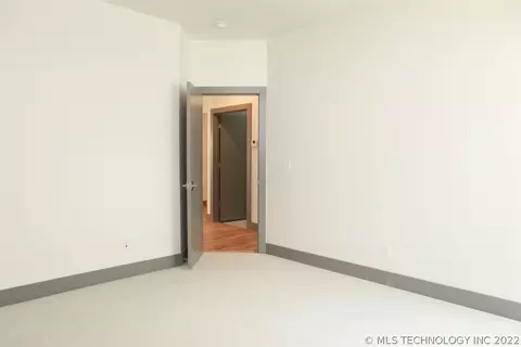 1022 E 38th Pl, Tulsa, OK 74105 photo 29