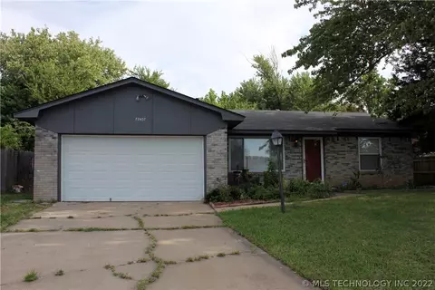 12407 E 33rd Ct S, Tulsa, OK 74146 photo 1