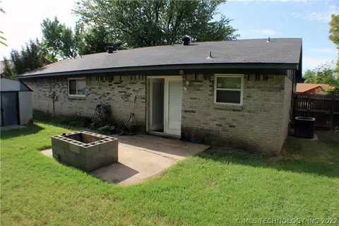 12407 E 33rd Ct S, Tulsa, OK 74146 photo 15