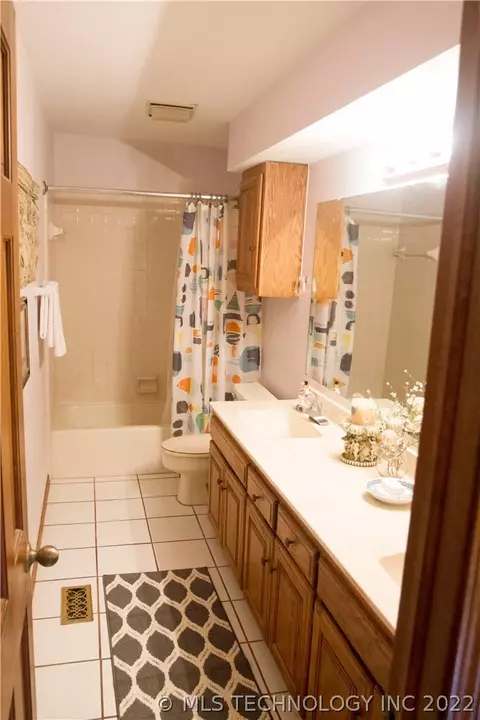6909 E 65th Pl, Tulsa, OK 74133 photo 16