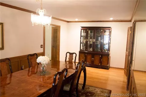 6909 E 65th Pl, Tulsa, OK 74133 photo 8