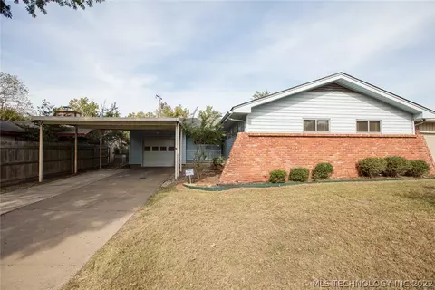6739 E 27th Pl, Tulsa, OK 74129 photo 1