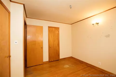 6739 E 27th Pl, Tulsa, OK 74129 photo 5