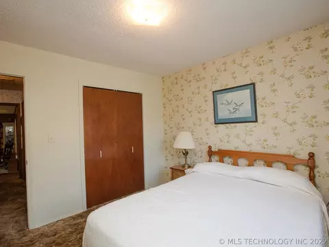 9429 E 49th St, Tulsa, OK 74145 photo 21