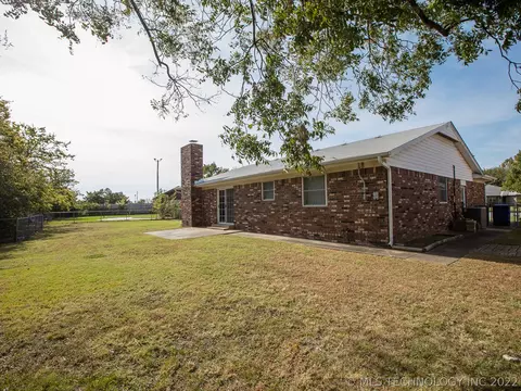 9429 E 49th St, Tulsa, OK 74145 photo 28