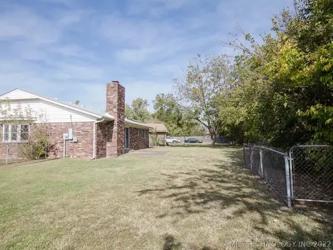 9429 E 49th St, Tulsa, OK 74145 photo 24