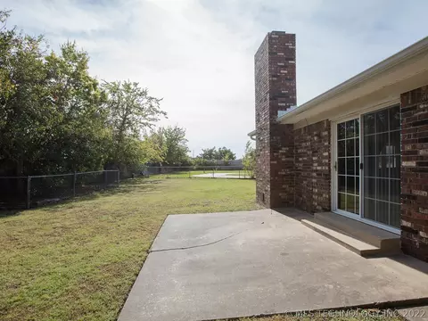 9429 E 49th St, Tulsa, OK 74145 photo 29