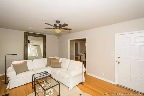 3530 E 22nd Pl, Tulsa, OK 74114 photo 4