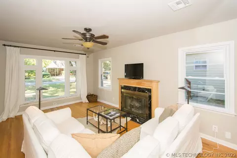 3530 E 22nd Pl, Tulsa, OK 74114 photo 3