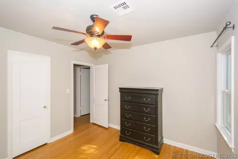 3530 E 22nd Pl, Tulsa, OK 74114 photo 22
