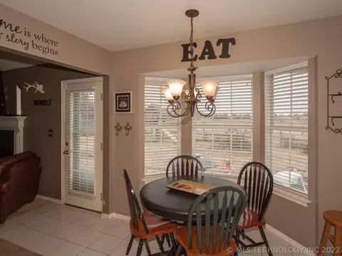 1116 E 138th St, Glenpool, OK 74033 photo 10