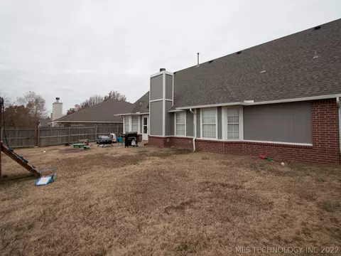 1116 E 138th St, Glenpool, OK 74033 photo 21