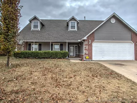 1116 E 138th St, Glenpool, OK 74033 photo 1