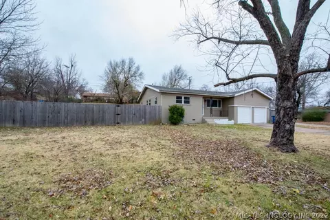 6710 E 7th St, Tulsa, OK 74112 photo 2