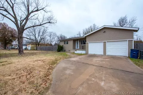 6710 E 7th St, Tulsa, OK 74112 photo 3