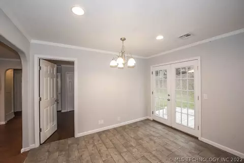 6710 E 7th St, Tulsa, OK 74112 photo 12