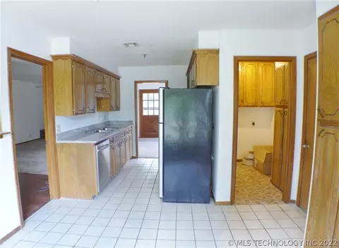 607 E Freeman St, Davis, OK 73030 photo 4
