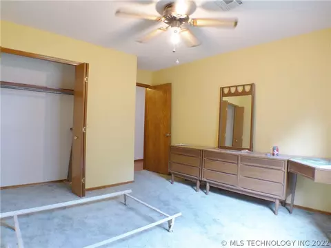 607 E Freeman St, Davis, OK 73030 photo 7