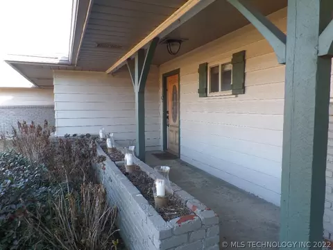 7730 E 24th St, Tulsa, OK 74129 photo 2