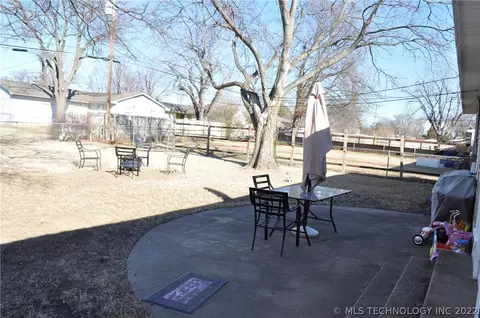 6713 E 28th Pl, Tulsa, OK 74129 photo 18
