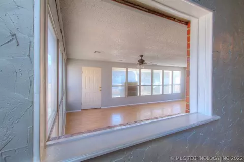 10114 E 22nd Pl, Tulsa, OK 74129 photo 10