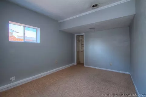 10114 E 22nd Pl, Tulsa, OK 74129 photo 18