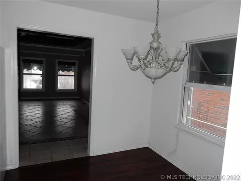 2511 E 2nd St, Tulsa, OK 74104 photo 17