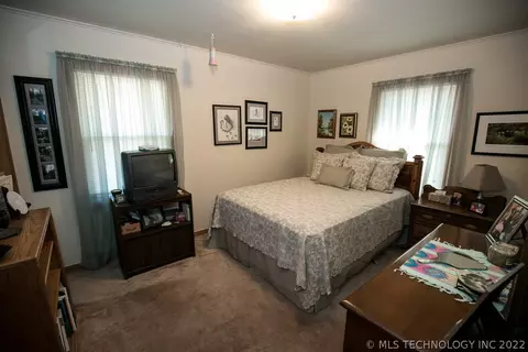 8954 E Marshall Pl, Tulsa, OK 74115 photo 18