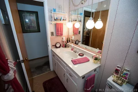 8954 E Marshall Pl, Tulsa, OK 74115 photo 17