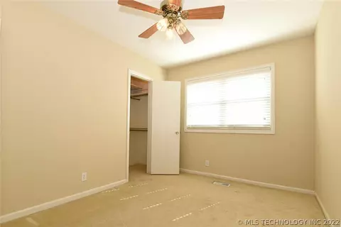 3726 E 59th Pl, Tulsa, OK 74135 photo 24