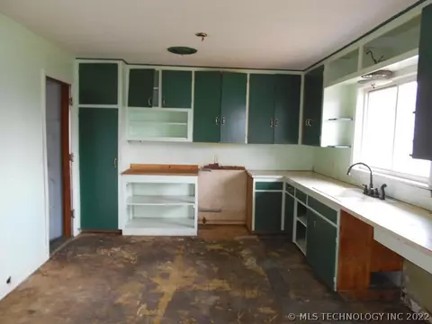 7517 E 4th St, Tulsa, OK 74112 photo 6