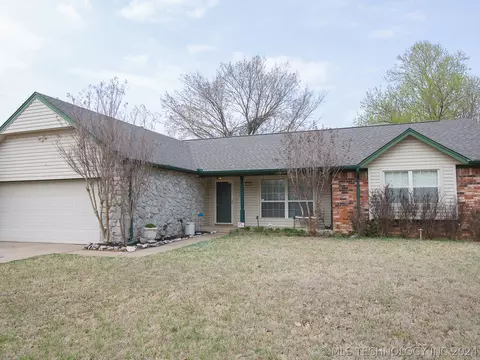 12505 E 37th St, Tulsa, OK 74146 photo 1