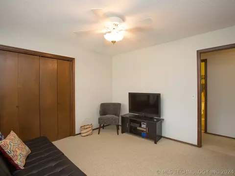 12505 E 37th St, Tulsa, OK 74146 photo 21