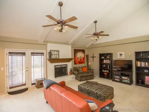 12505 E 37th St, Tulsa, OK 74146 photo 7