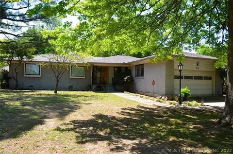 4158 E 48th Pl, Tulsa, OK 74135 photo 1