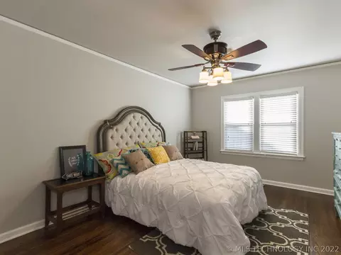 2442 E 17th Pl, Tulsa, OK 74104 photo 11